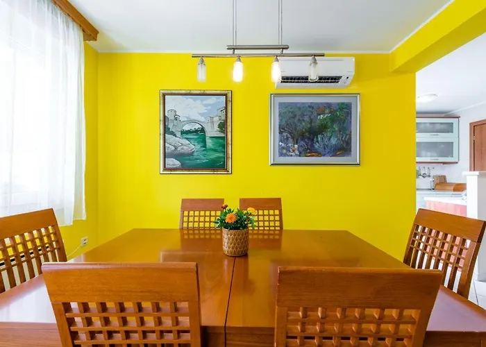 Sunny Apartment Lapad